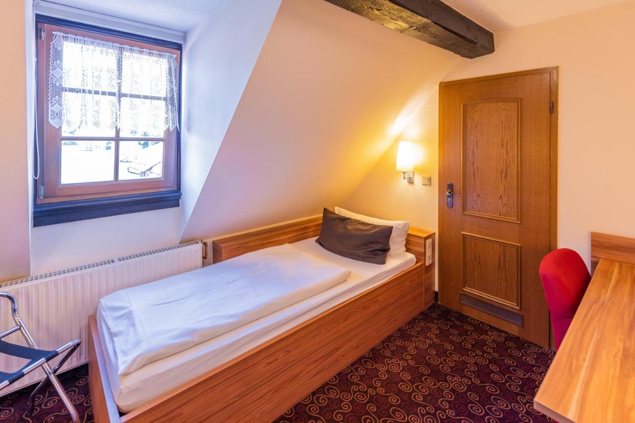 Hotel Goldener Hirsch Зуль Екстер'єр фото